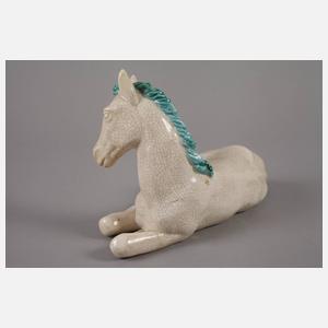 Goldscheider Wien liegendes Fohlen