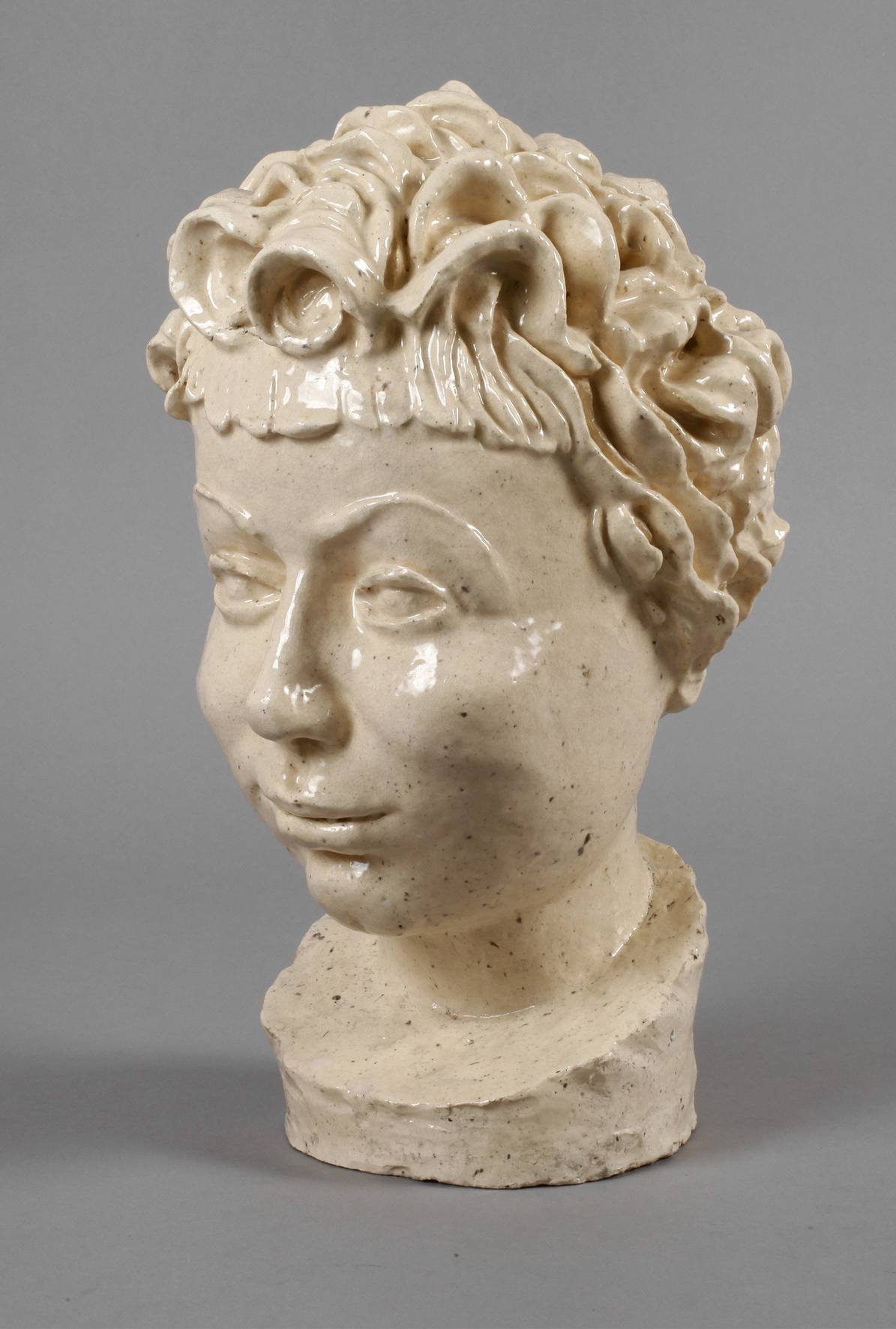 Kopf einer jungen Frau Art déco