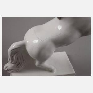 Paar springende Pferde