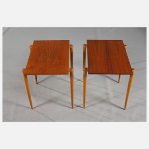 Fünf Beistelltische