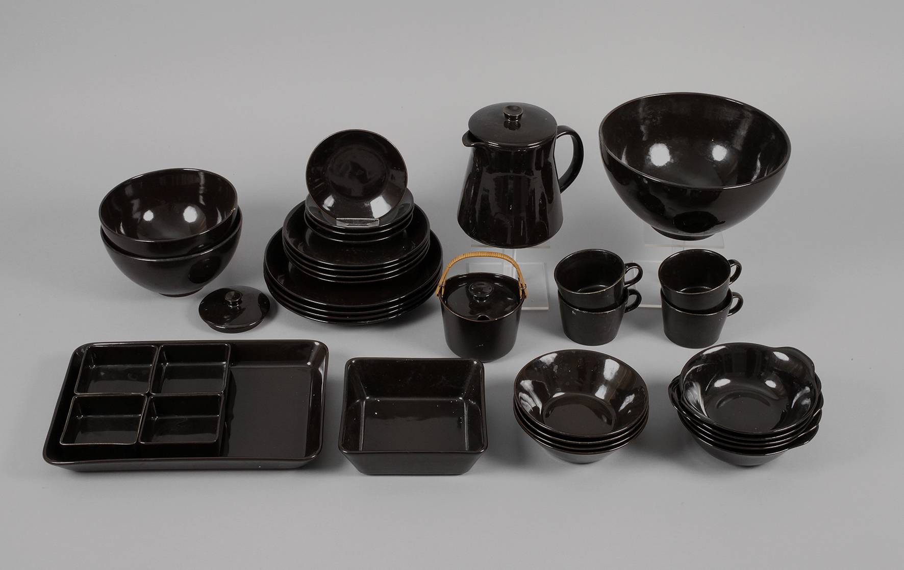 Arabia Finland Kaffee-/Speiseservice