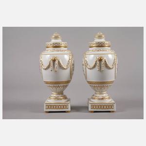 KPM Berlin Paar Deckelvasen