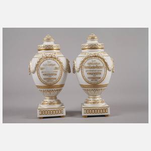 KPM Berlin Paar Deckelvasen