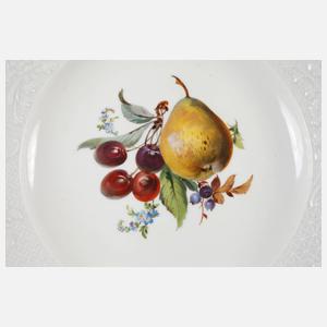 Meissen Reliefteller mit Früchtemotiv