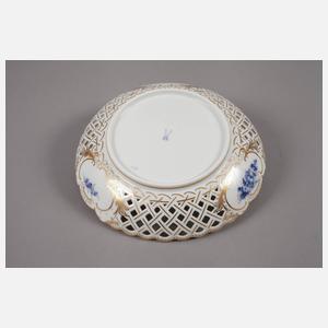 Meissen Flechtrandschale ”Blaue Blume mit Goldgräsern”