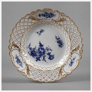 Meissen Flechtrandteller ”Blaue Blume mit Goldgräsern”