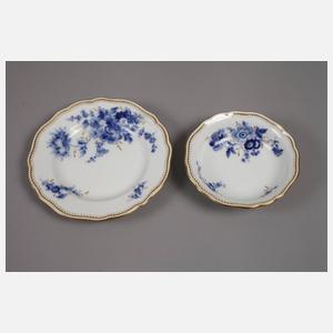 Meissen Speiseservice ”Blaue Blume mit Goldgräsern”