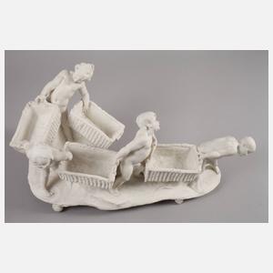 Sevres großer Tafelaufsatz mit Putten