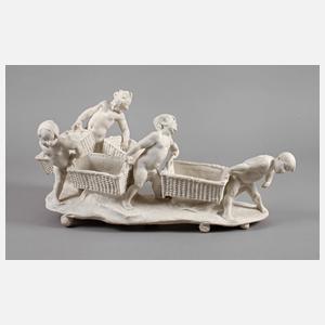 Sevres großer Tafelaufsatz mit Putten