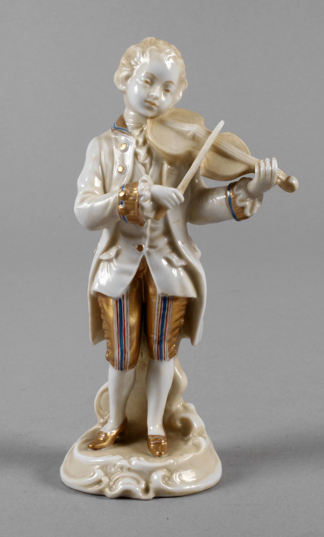 Sitzendorf Rokokofigur Violinist