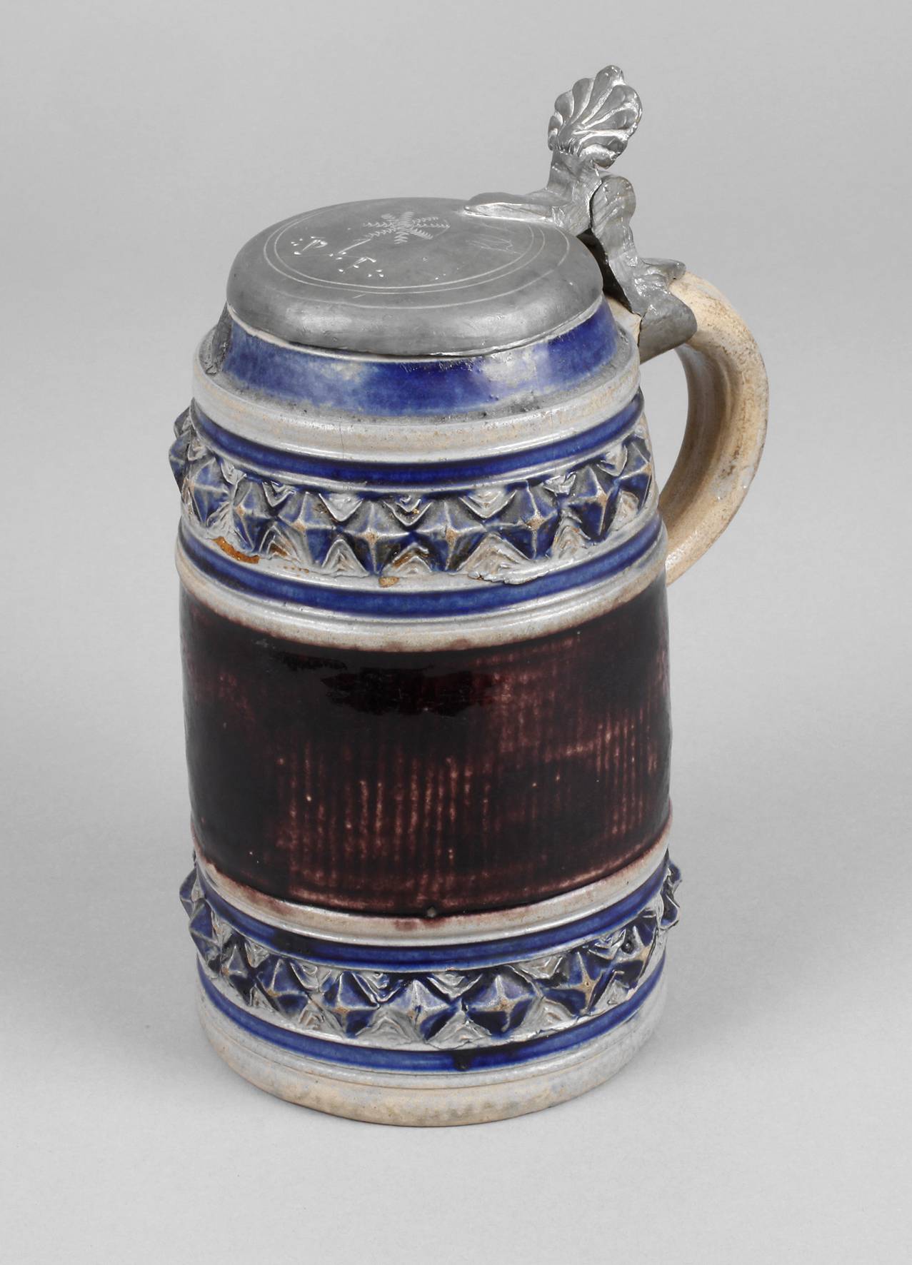 Westerwälder Steinzeugwalzenkrug