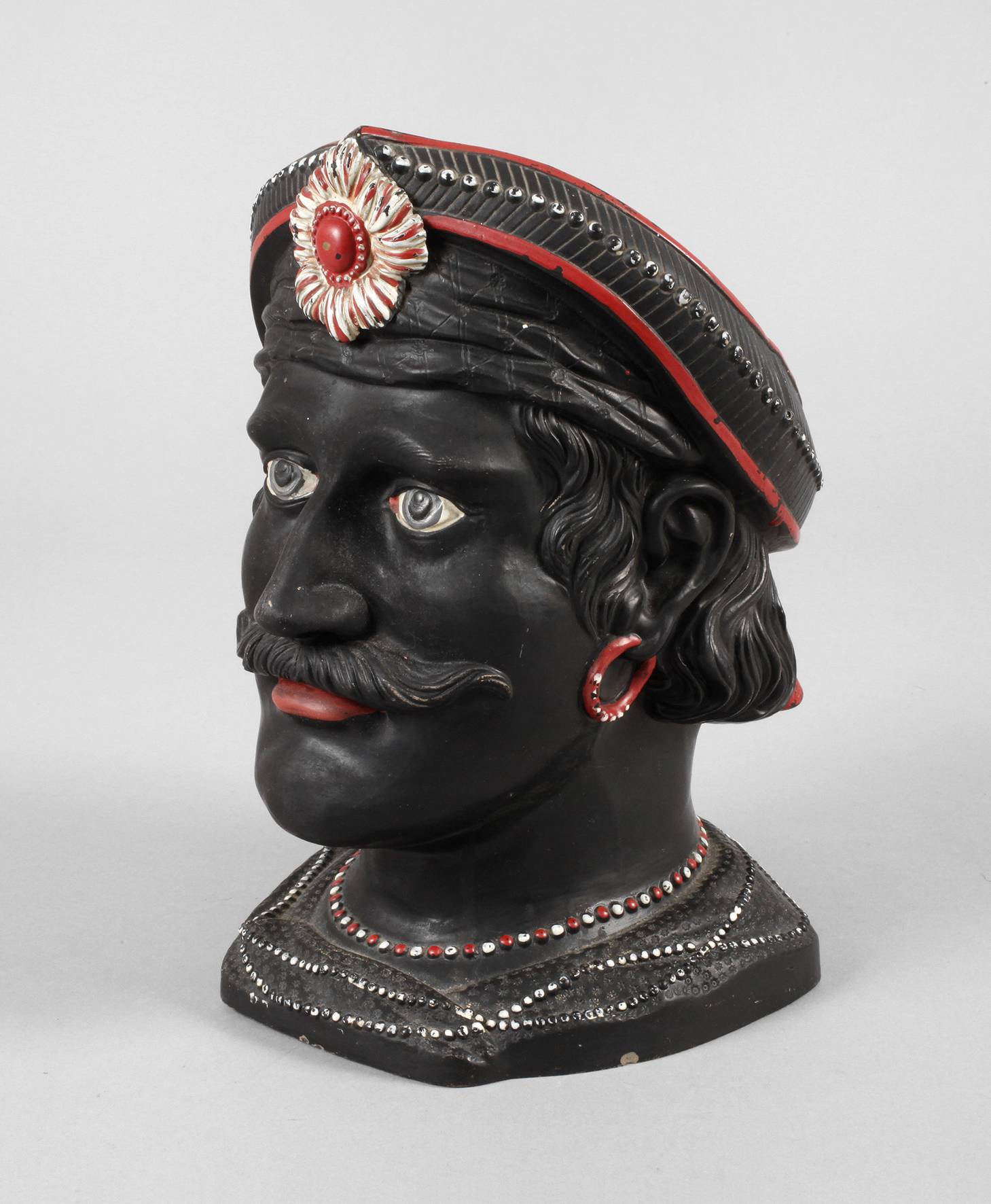 Figürlicher Tabaktopf