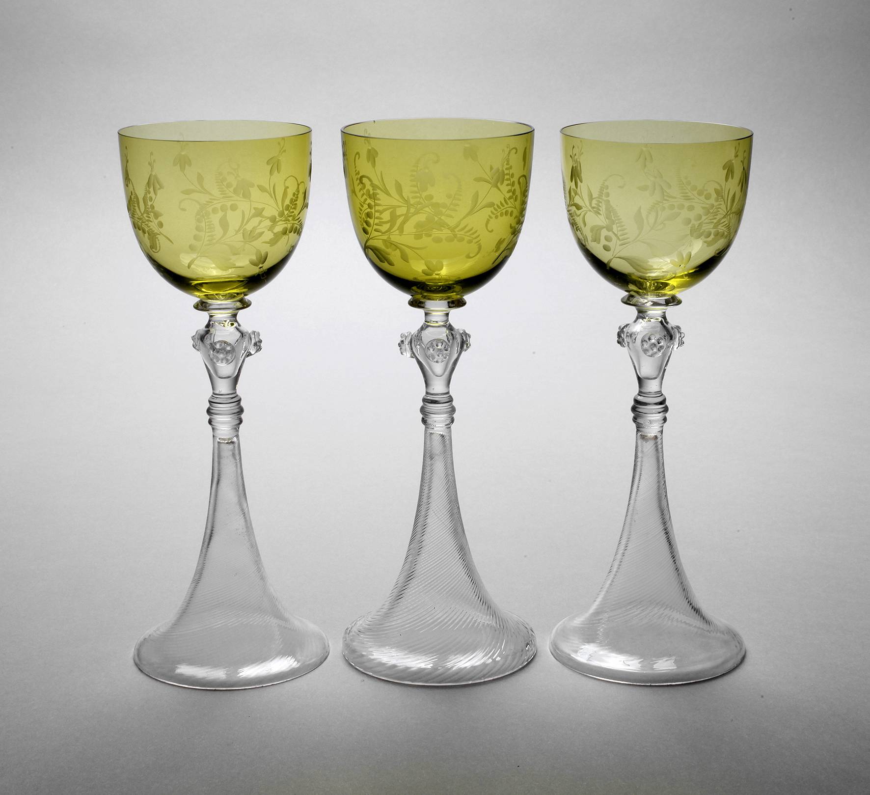 Drei Weinrömer Historismus