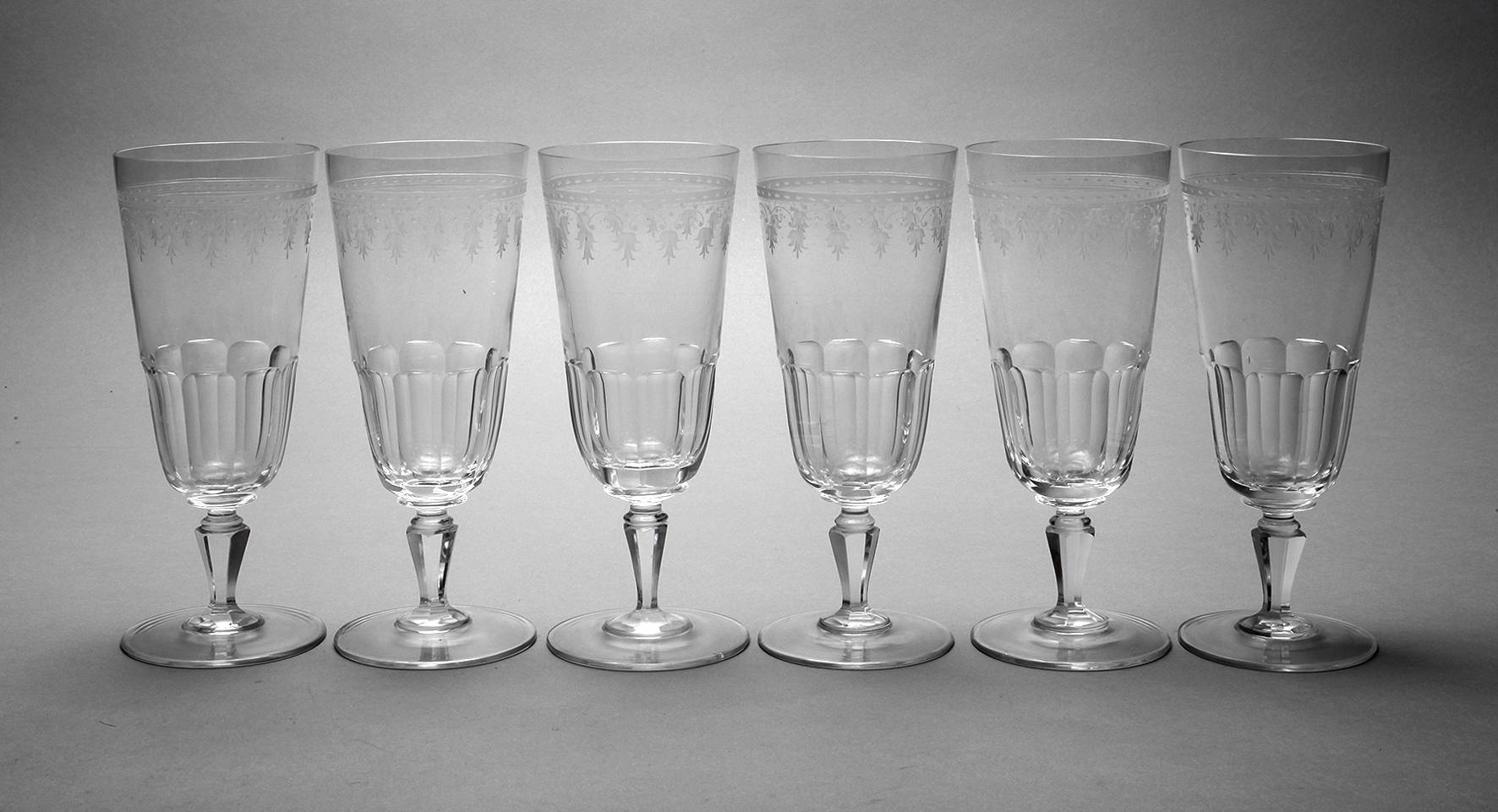Sechs Trinkgläser