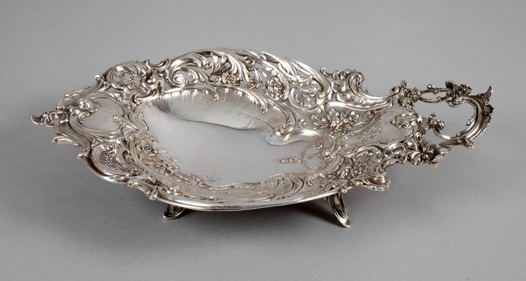 Silberschale Historismus