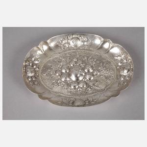 Zwei Silberschalen und zwei Salieren