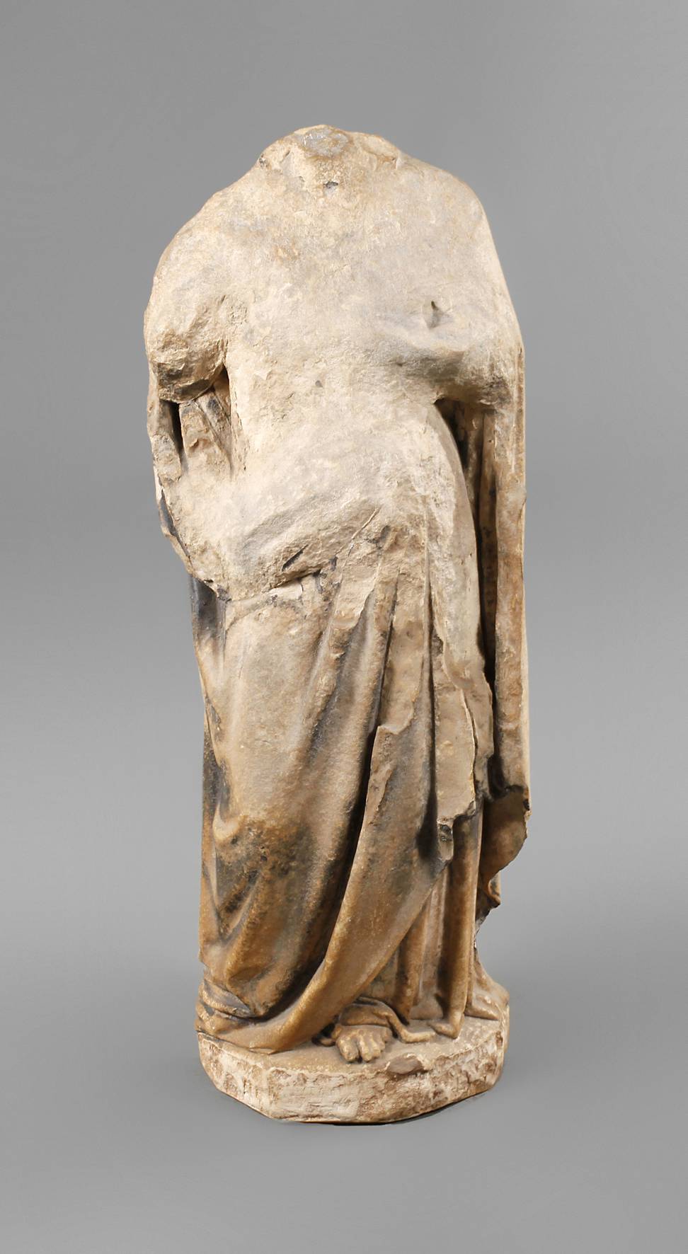 Gotische Kalksteinfigur