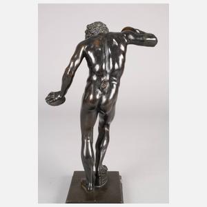 Antikenrezeption musizierender Faun mit Zimbeln