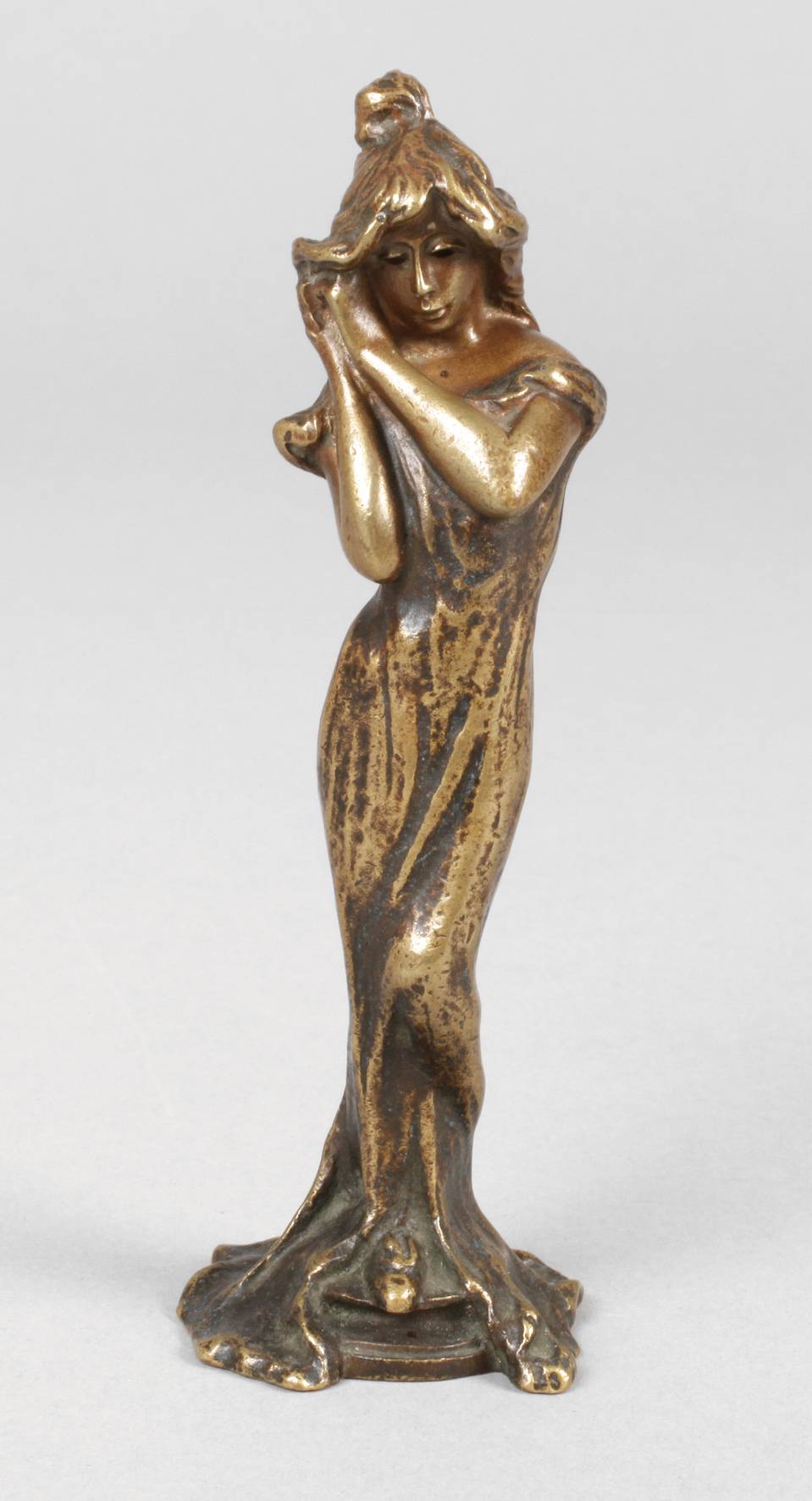 Kleine Jugendstildame