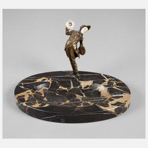 Chryselephantin auf Schale