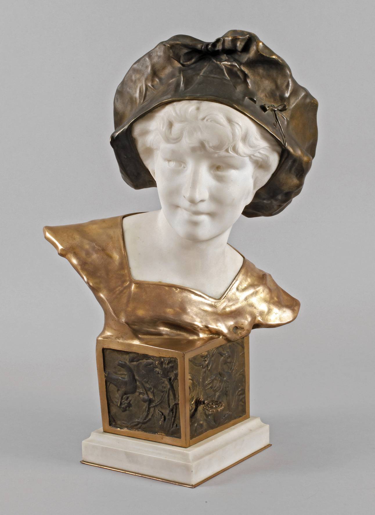 Paul François Berthoud, Mädchenbüste Chryselephantin