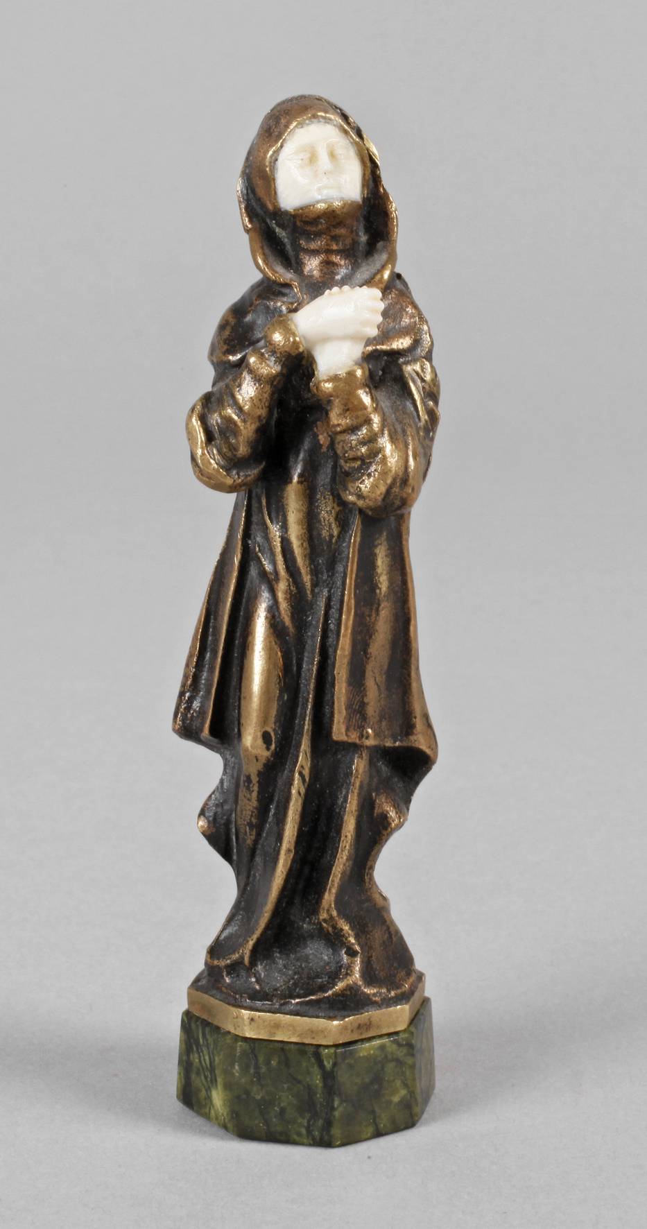 Chryselephantin als Petschaft