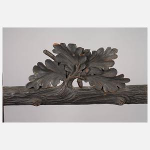 Geschnitzter Rahmen mit Eichendekor