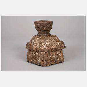 Hexagonales Gefäß mit Öffnung