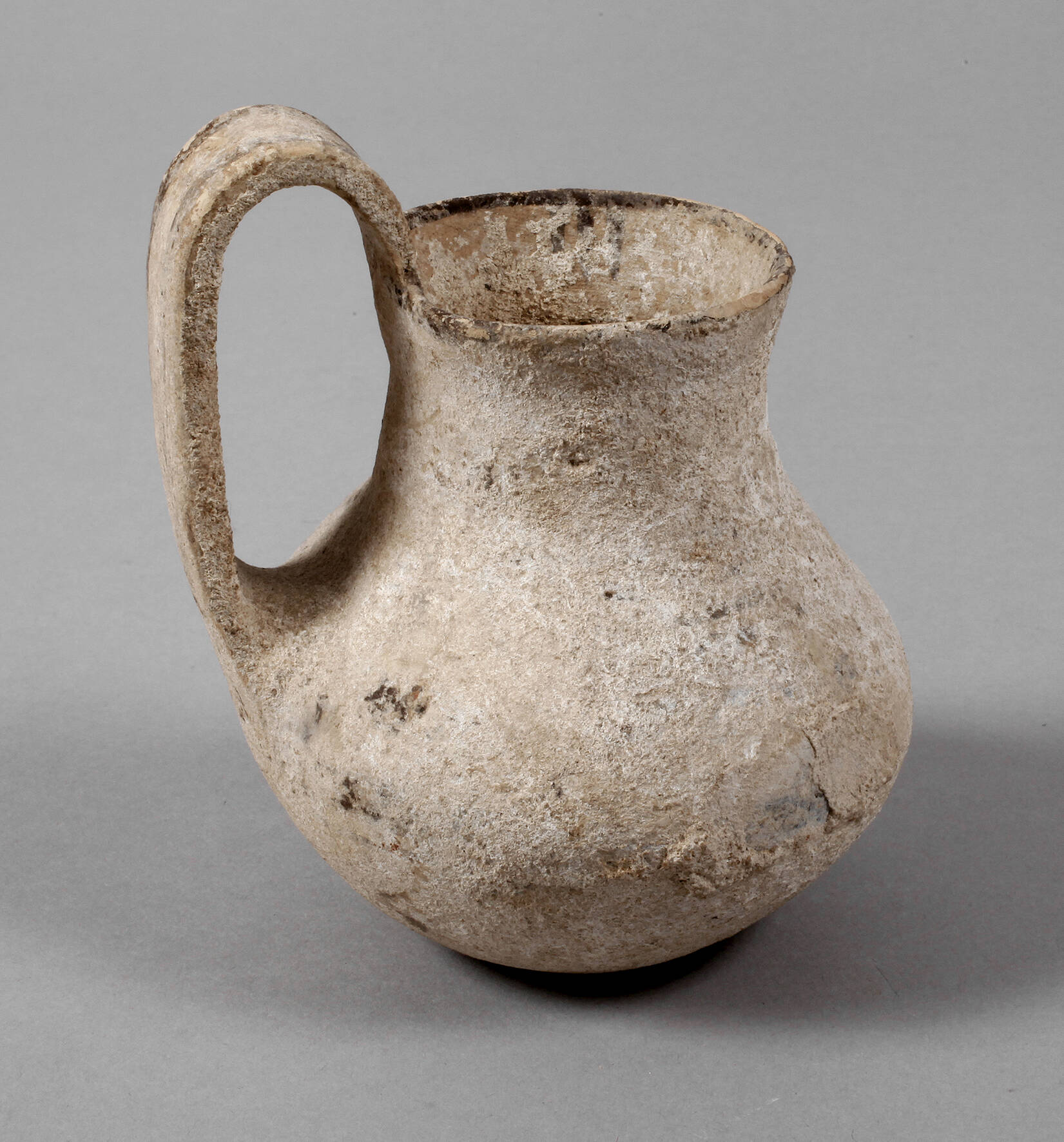 Kleiner italischer Krug