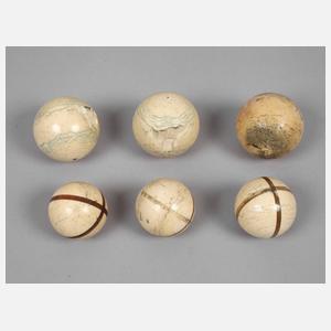 Sechs Billardkugeln Elfenbein