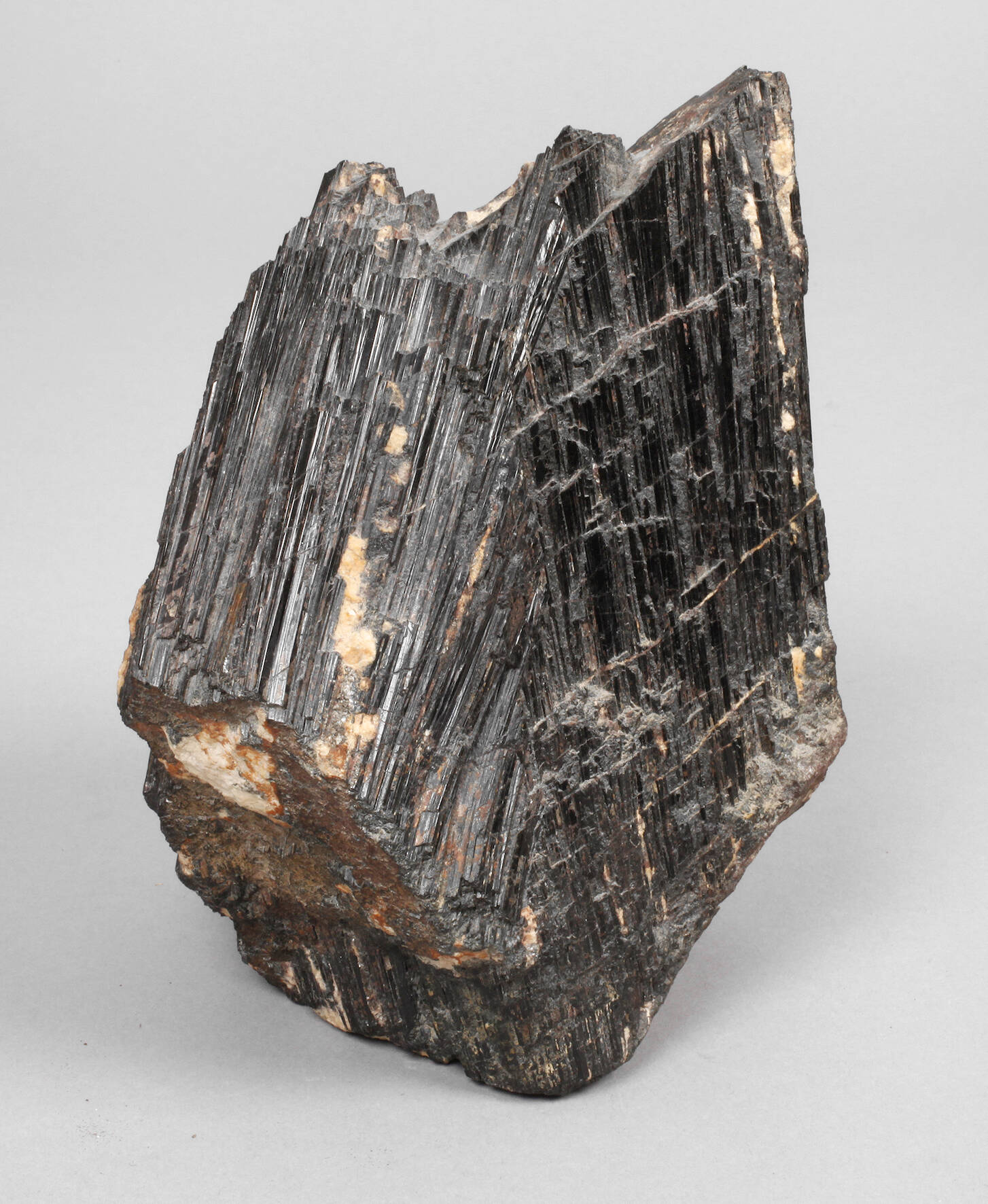 Große Turmalinstufe