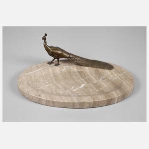 Figürliche Marmorschale mit Pfau