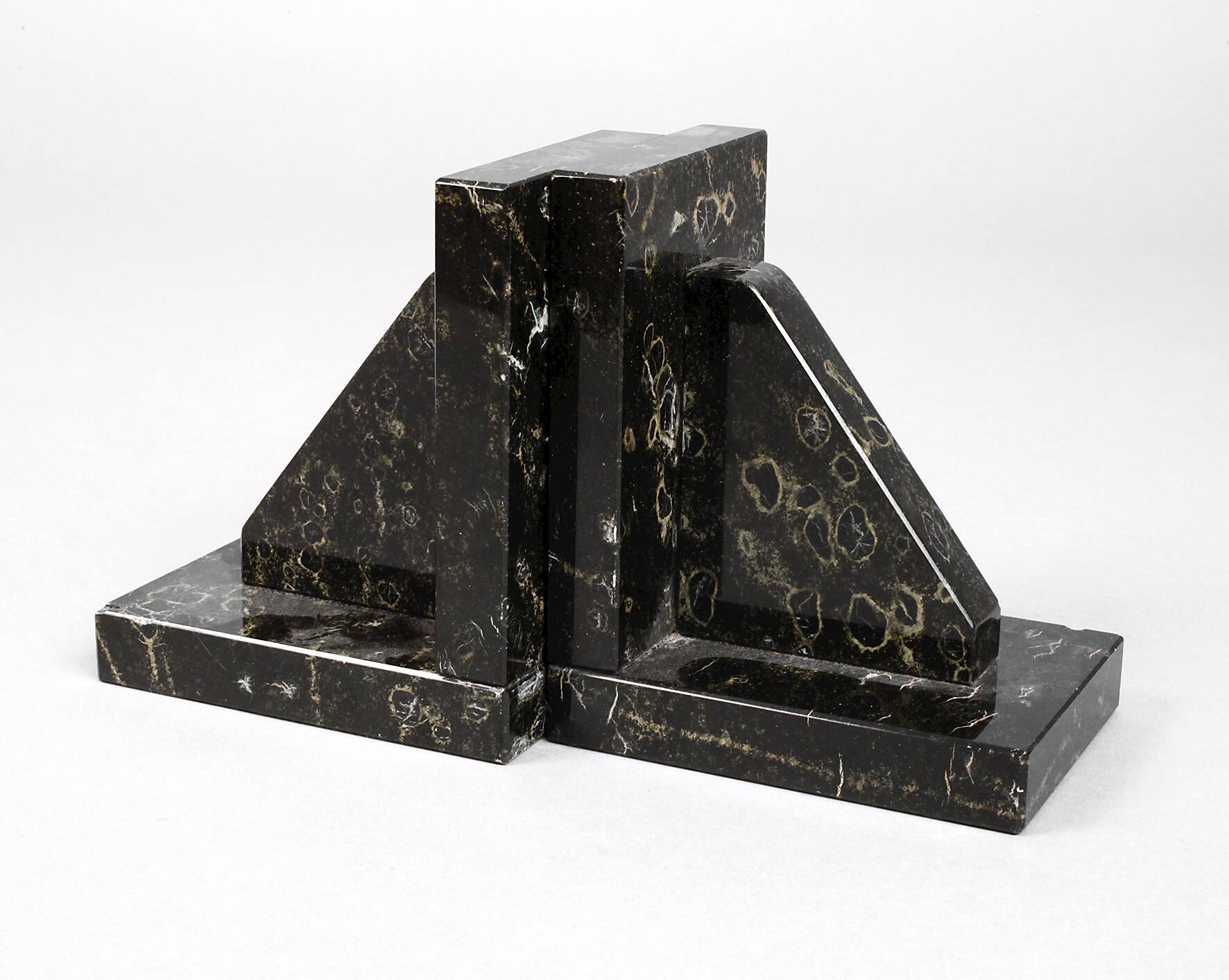 Paar Buchstützen Serpentin