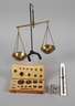 Tischwaage und Wägesatz