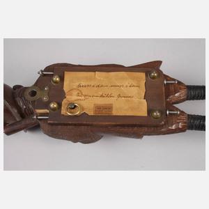 Jagdliche Wandgarderobe mit Spieluhr