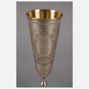 Moskau, zwei Silberpokale zur Silberhochzeit