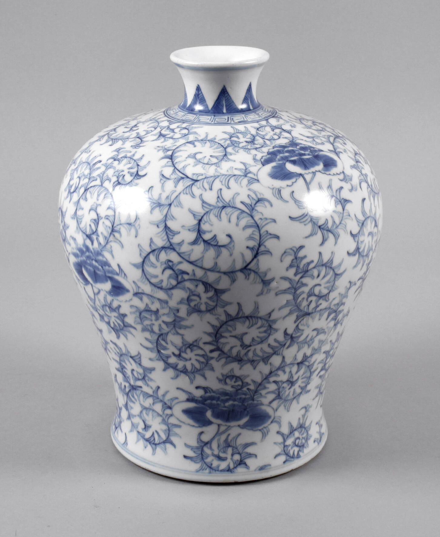 Vase China