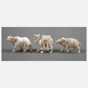 Drei Elfenbeinschnitzereien