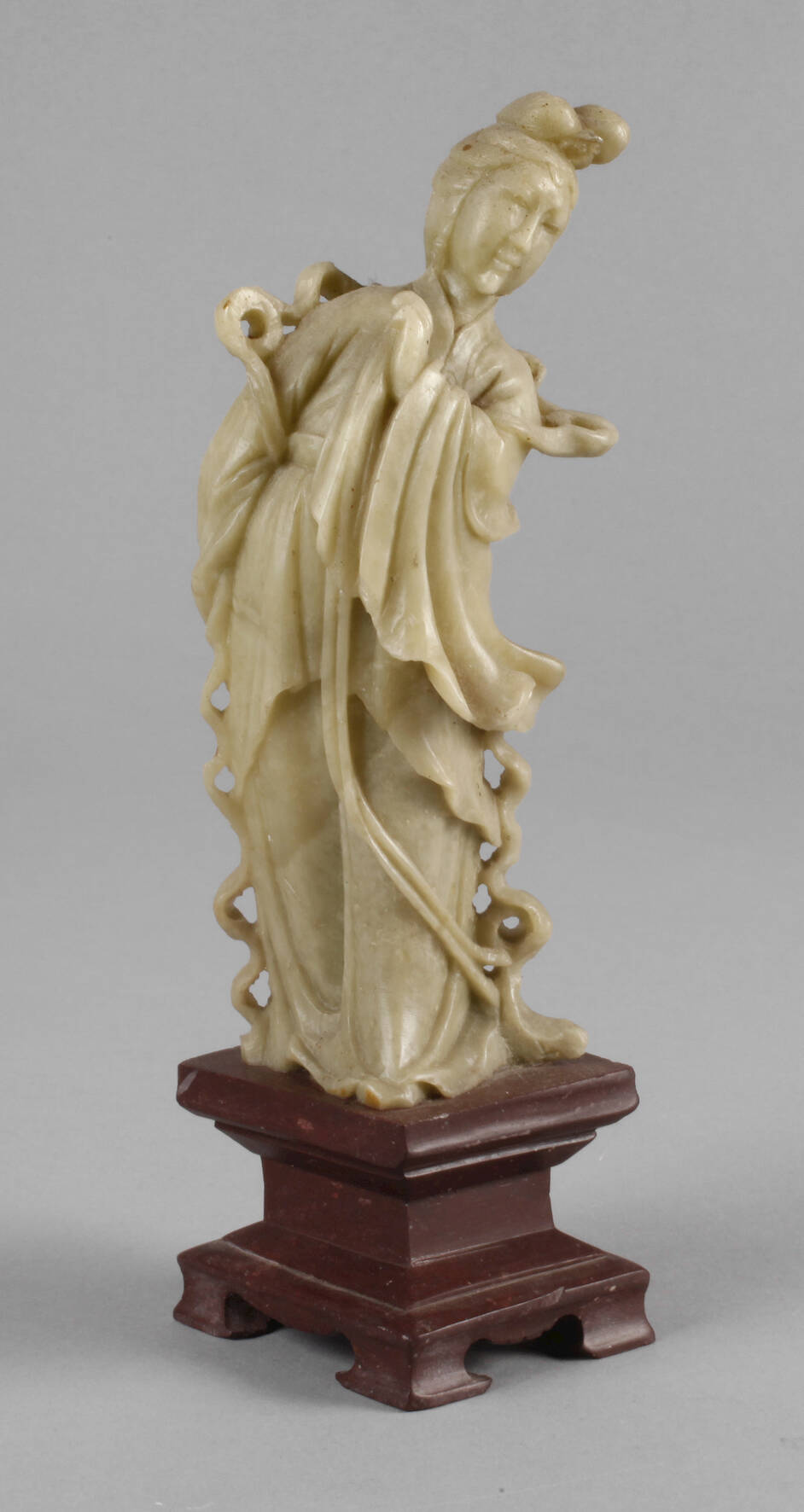 Figürliche Steinschnitzerei