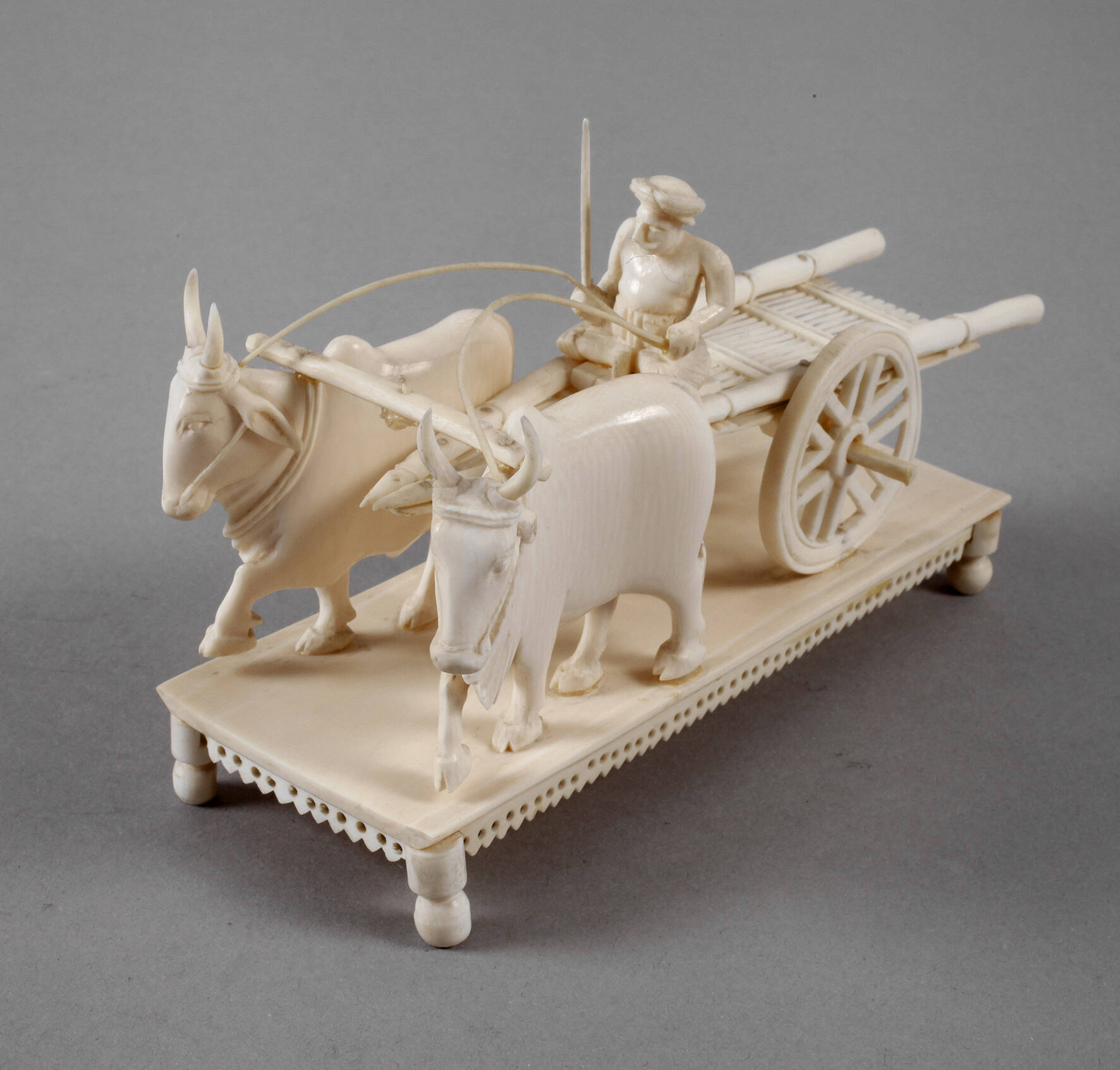 Elfenbeinschnitzerei