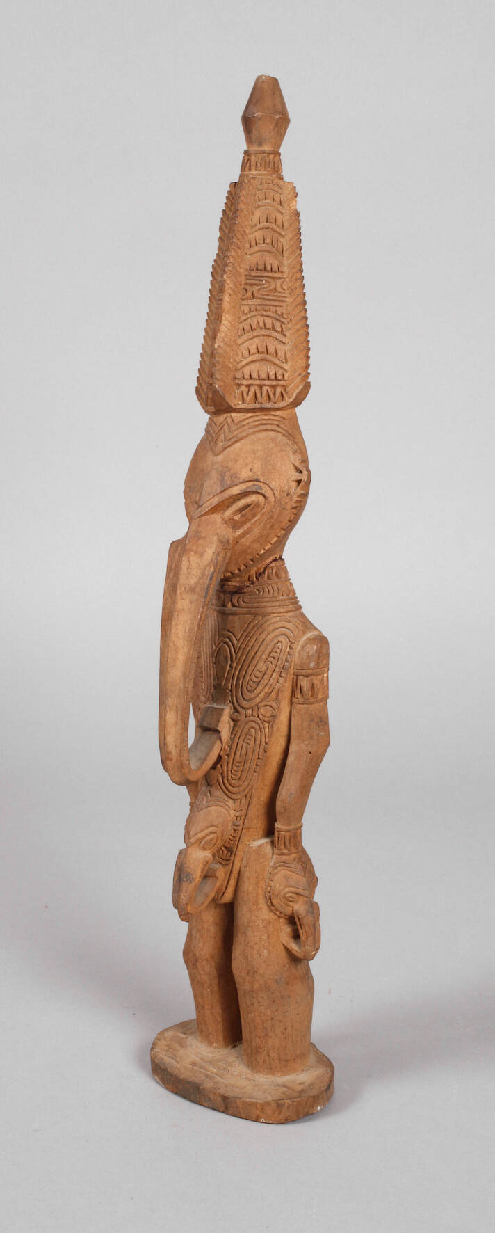 Figürliche Schnitzerei