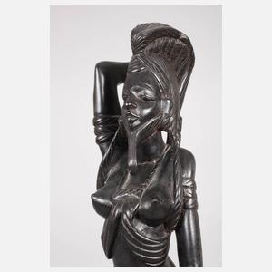 Figürliche Schnitzerei