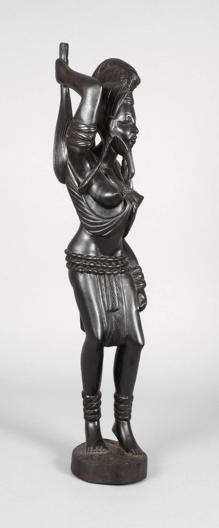 Figürliche Schnitzerei