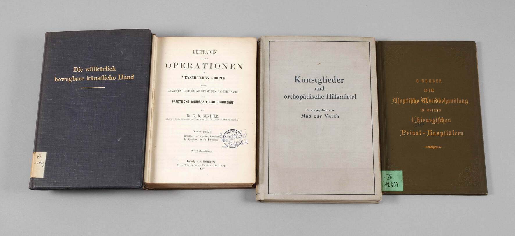 Konvolut chirurgische Literatur