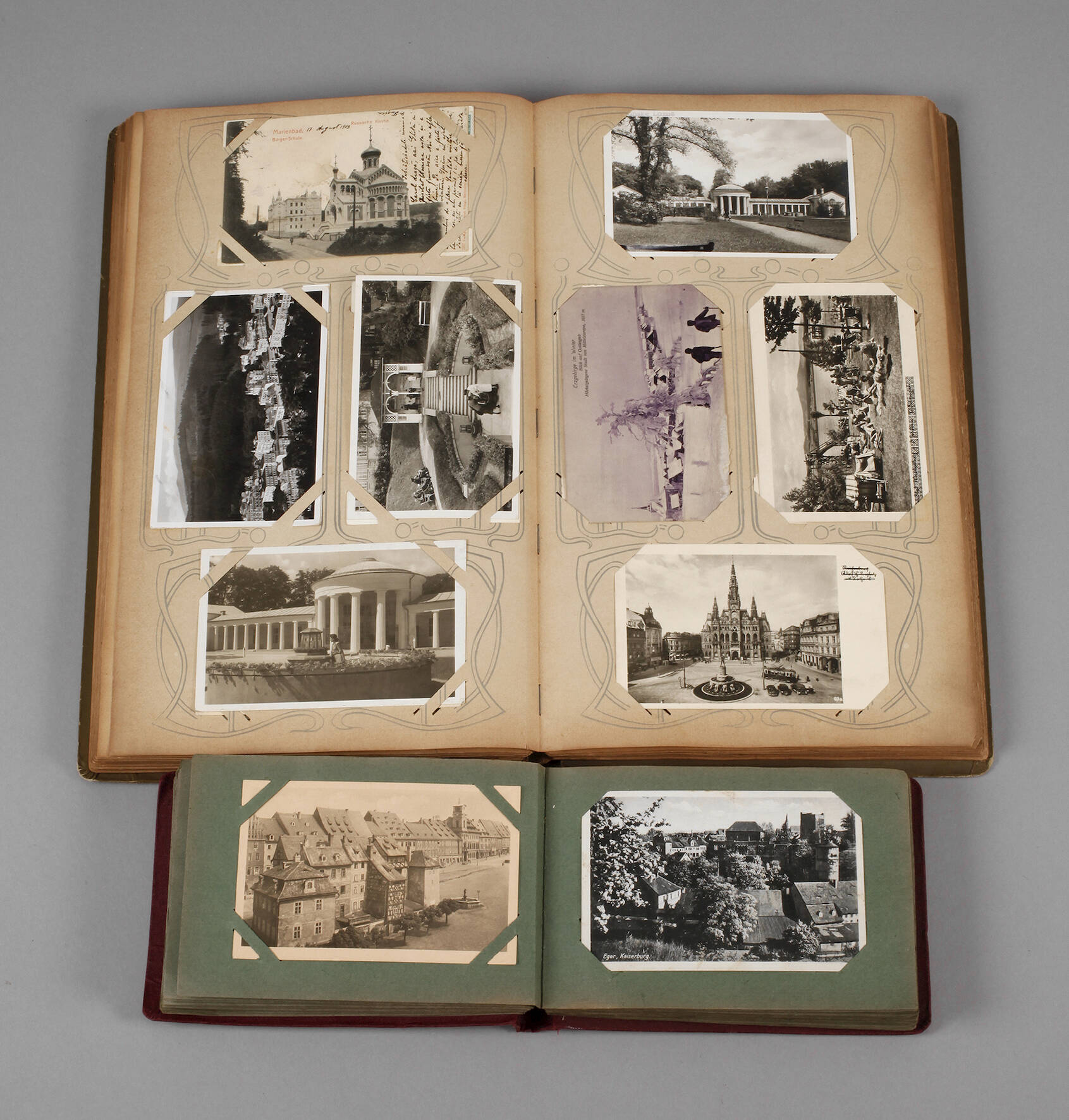 Paar Ansichtskartenalben Böhmen