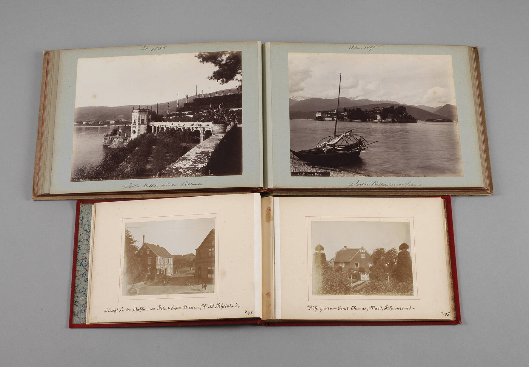 Paar Photoalben um 1900