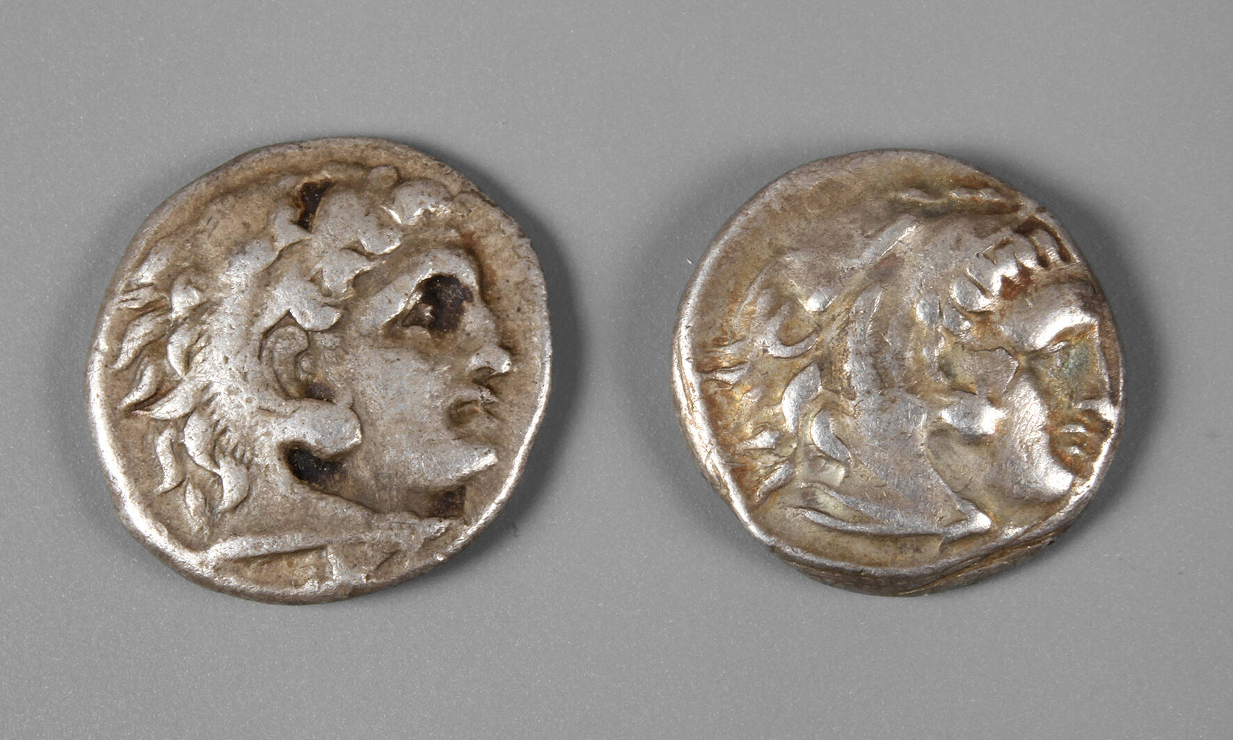 Zwei hellenistische Drachmen