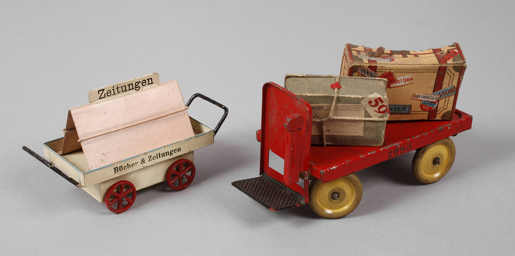Zeitungswagen und Gepäckwagen Märklin