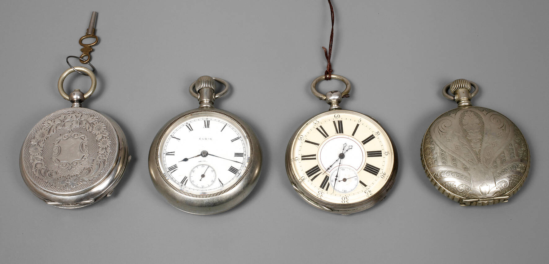 4 große Taschenuhren
