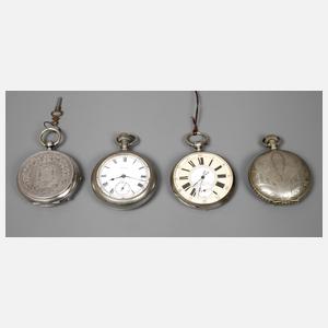 4 große Taschenuhren